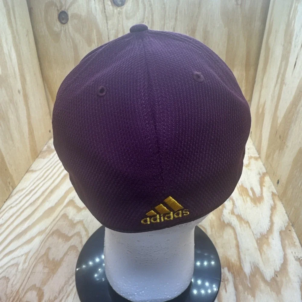 adidas side show structured