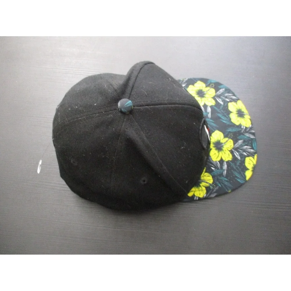 Disney Hat Cap Mens Black Snap Back Floral Hawaiian Mickey Mouse Logo Cartoon A2