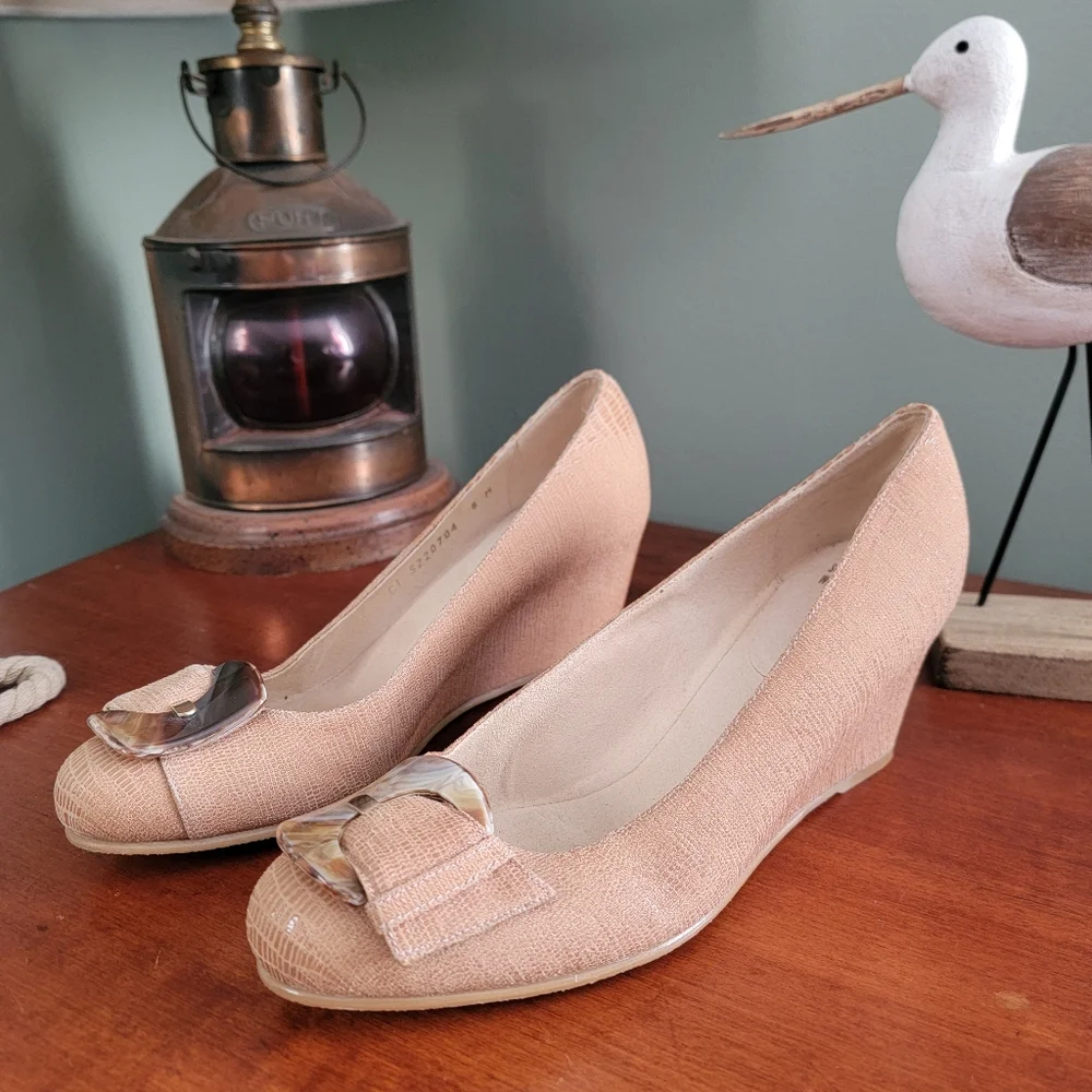 Stuart Weitzman stuart weitzman