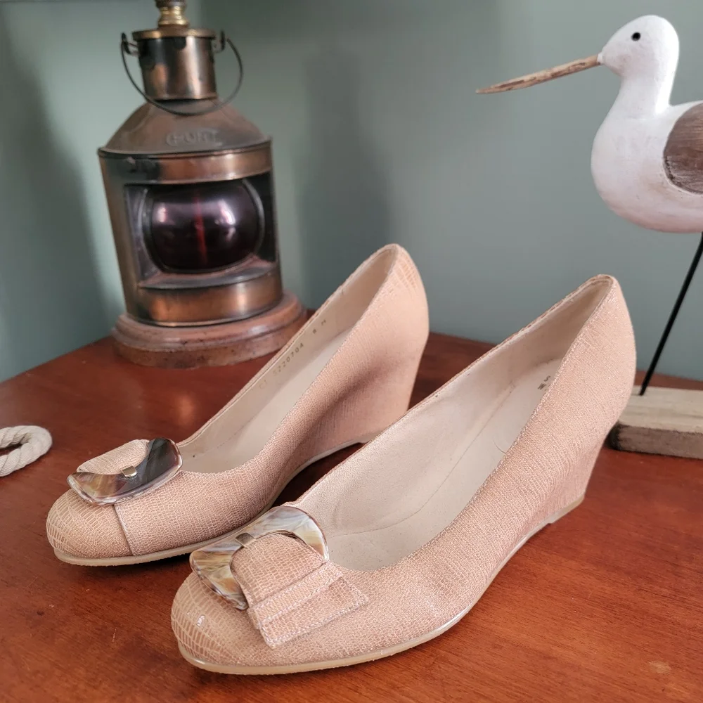 Stuart Weitzman stuart weitzman