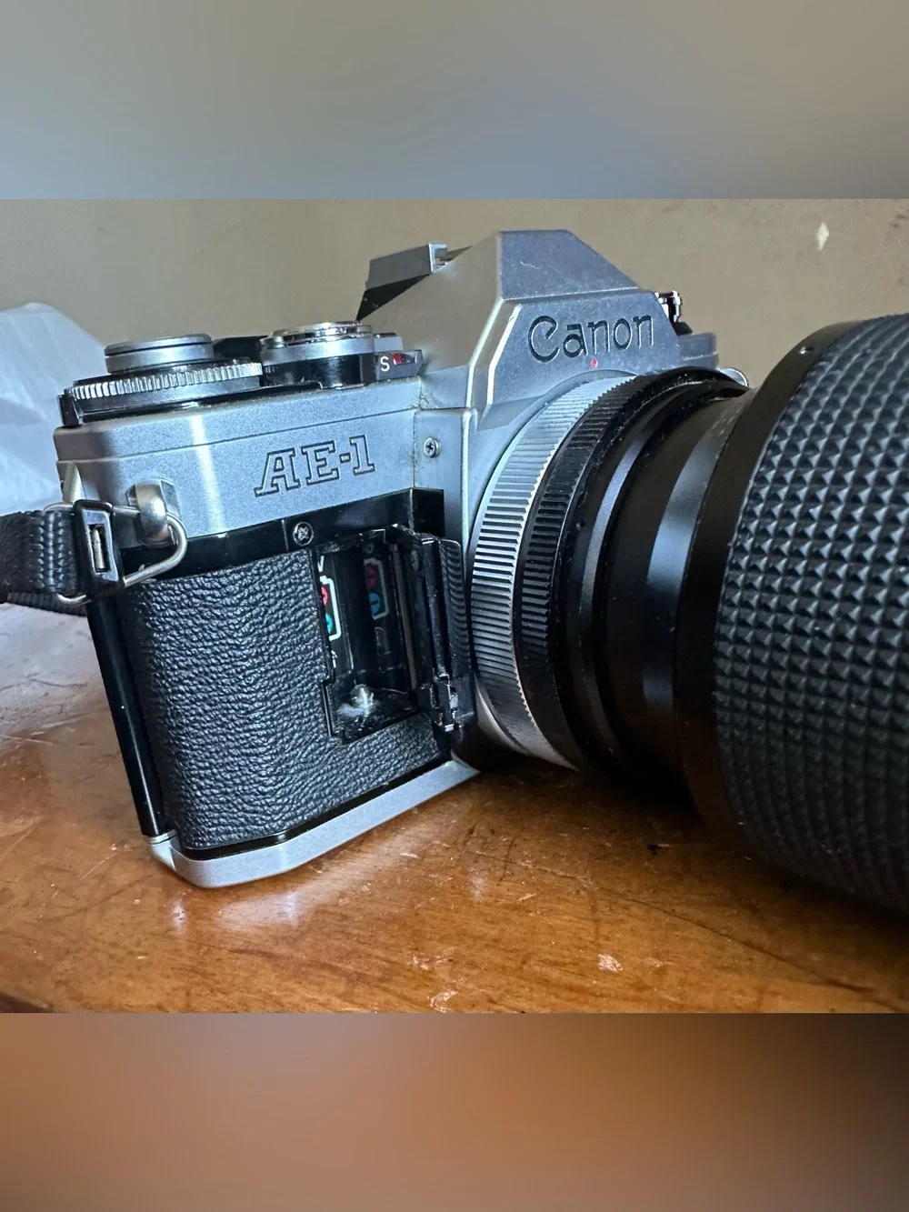 Canon ae slr