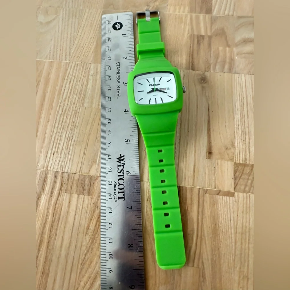 Framed impact rectangular bright green silicone watch NEW BATTERY