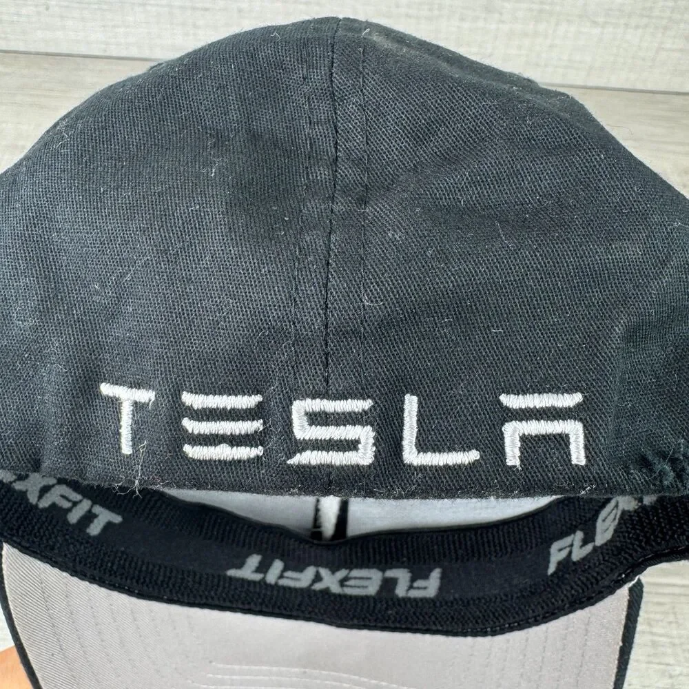 Flexfit Tesla Motors Baseball Cap Mens S-M Black Embroidered Logo Fitted Hat