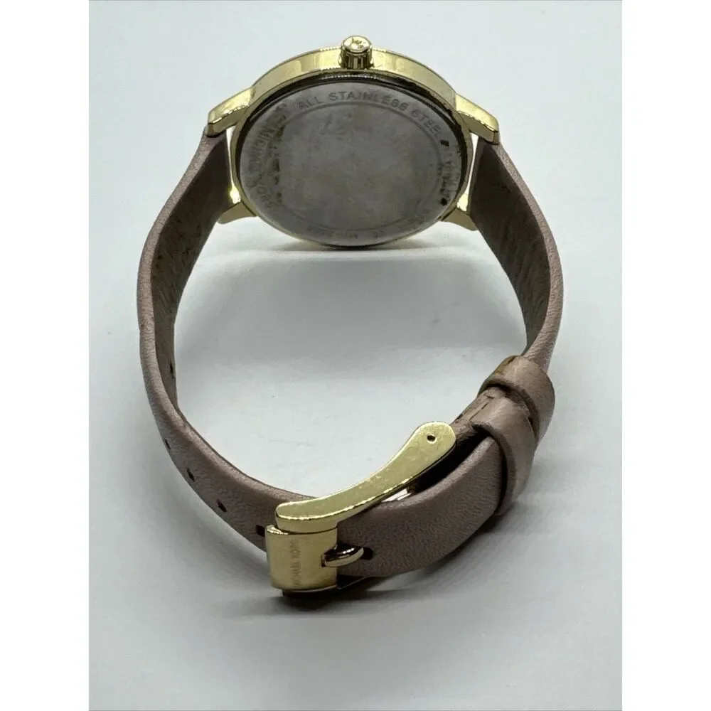 Michael Kors Hartman MK2558 Women's Pink Leather Analog Dial Quartz Watch JNA683
