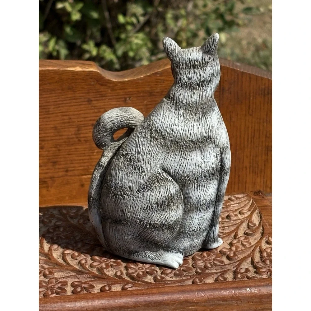 Second Nature Design vintage marsha