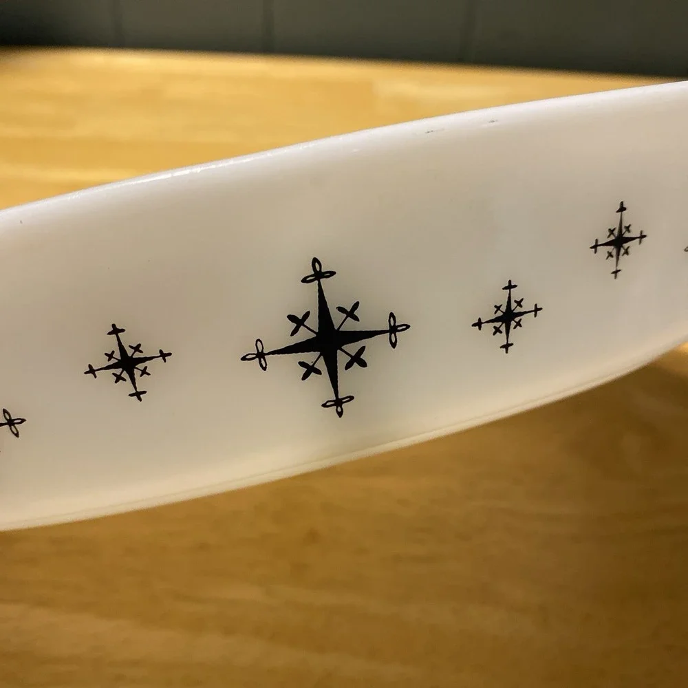 Pyrex vintage black