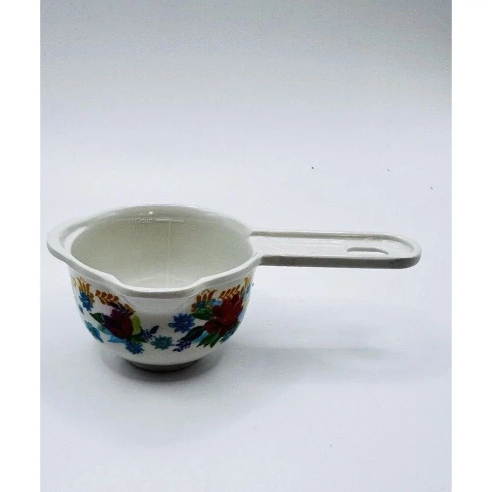Unbranded charming vintage