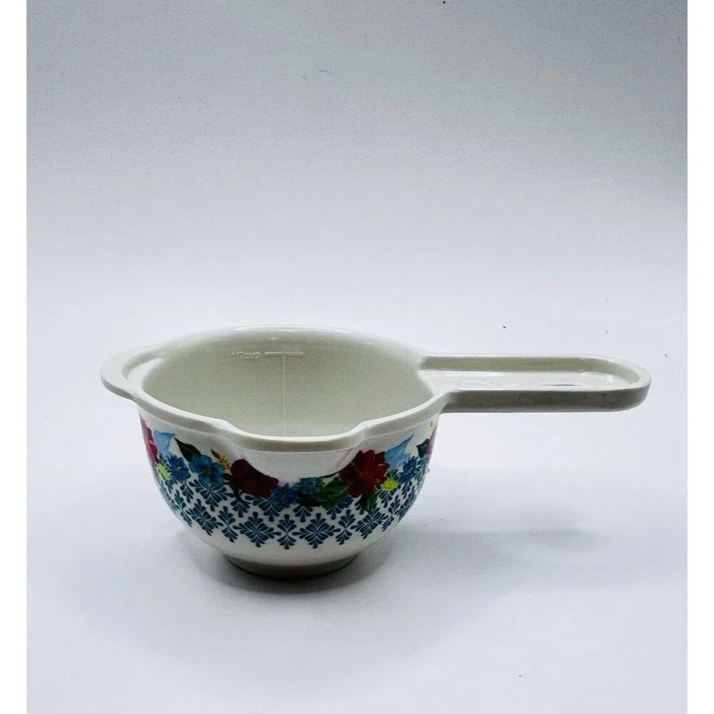 Unbranded charming vintage