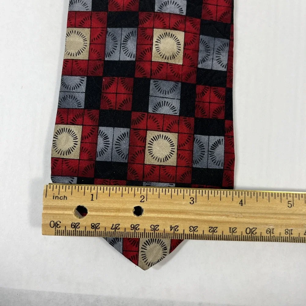 J Blades and Co mens neck