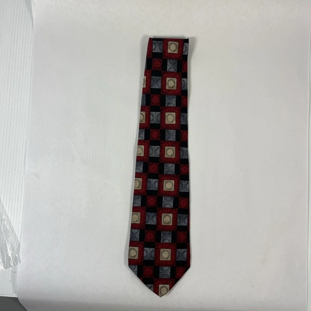 J Blades and Co mens neck