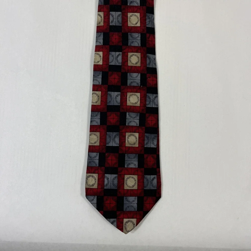 J Blades and Co mens neck