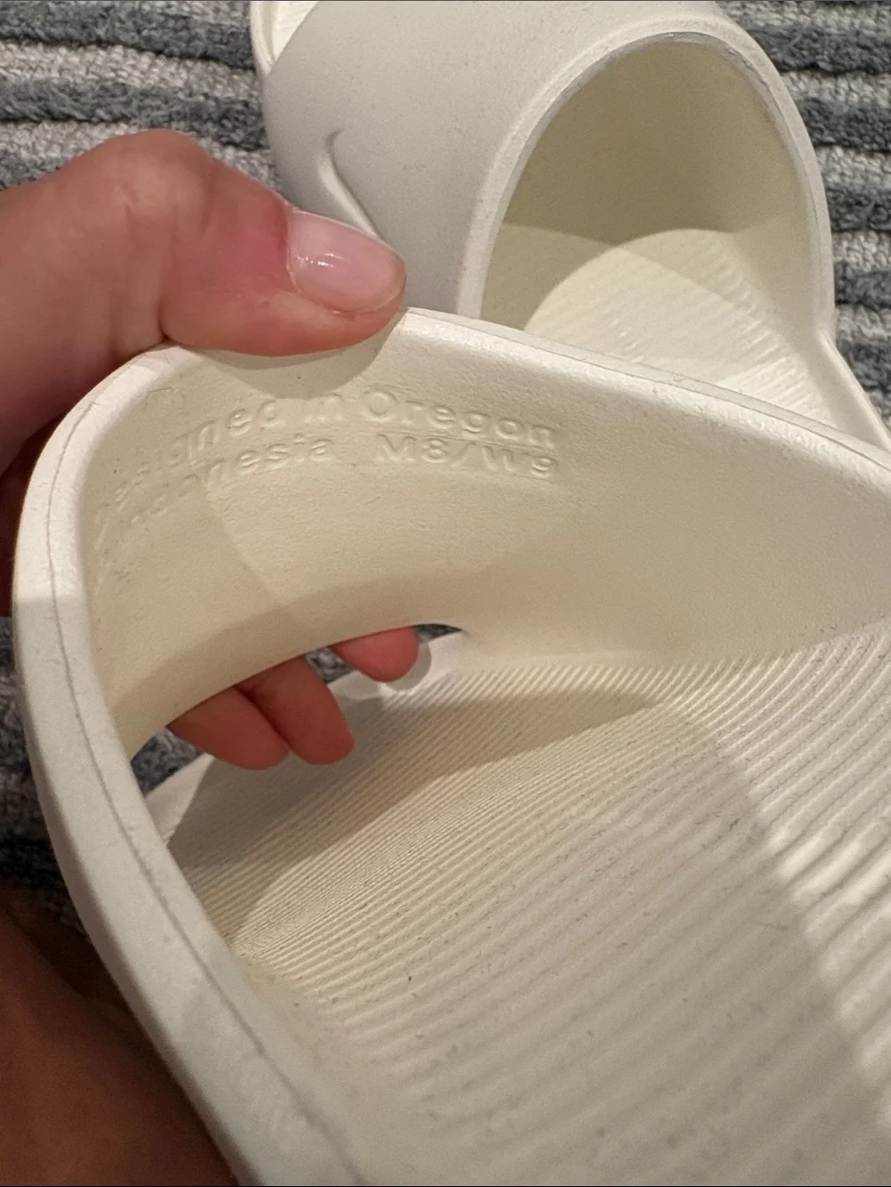 Nike simple white