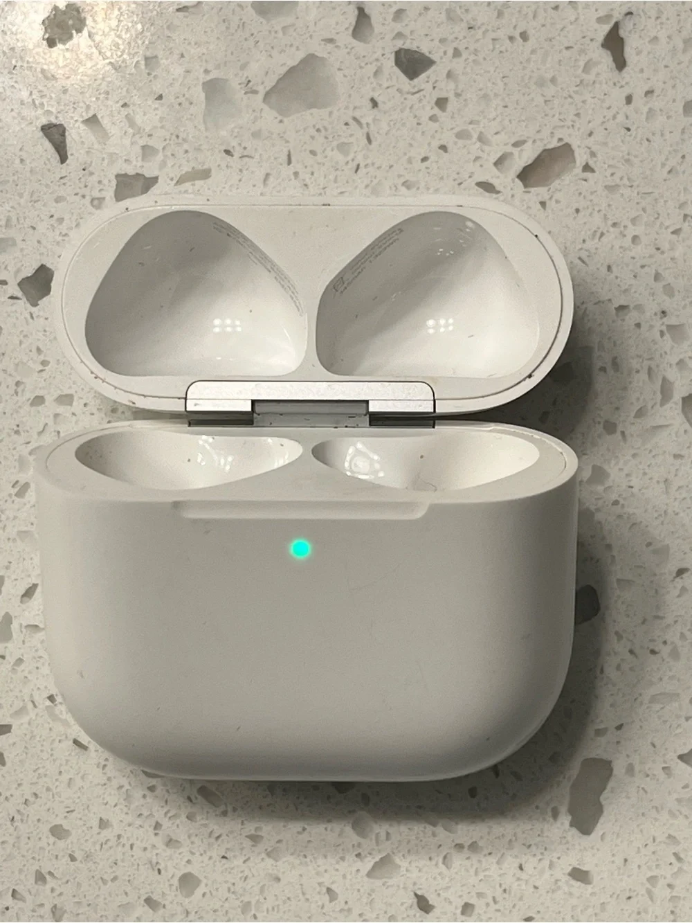 Apple includes airpods