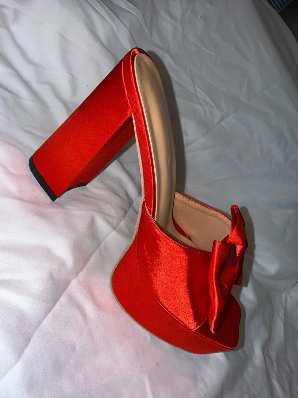 SHEIN bold red