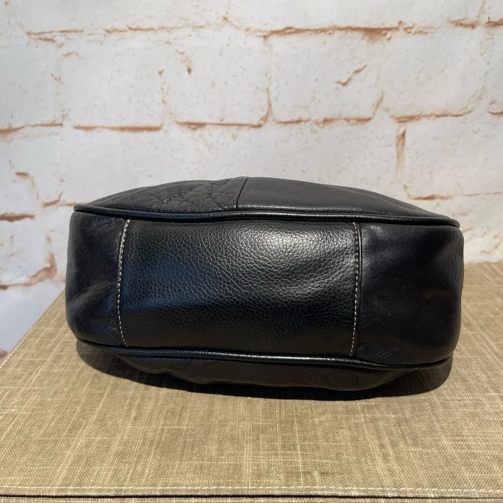 The Sak classic crescent