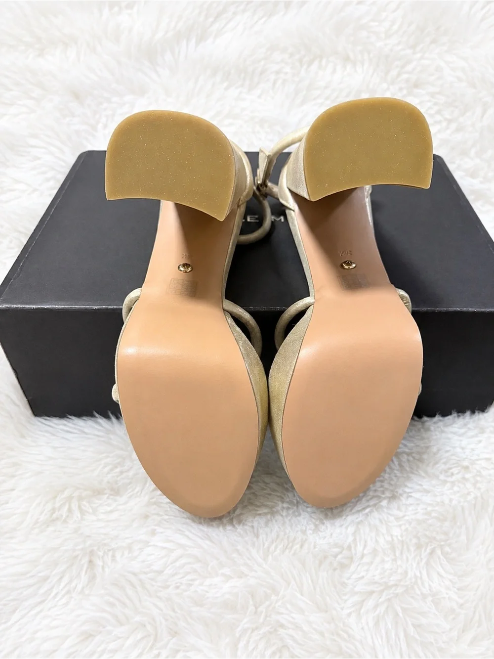 Pelle Moda stunning pelle