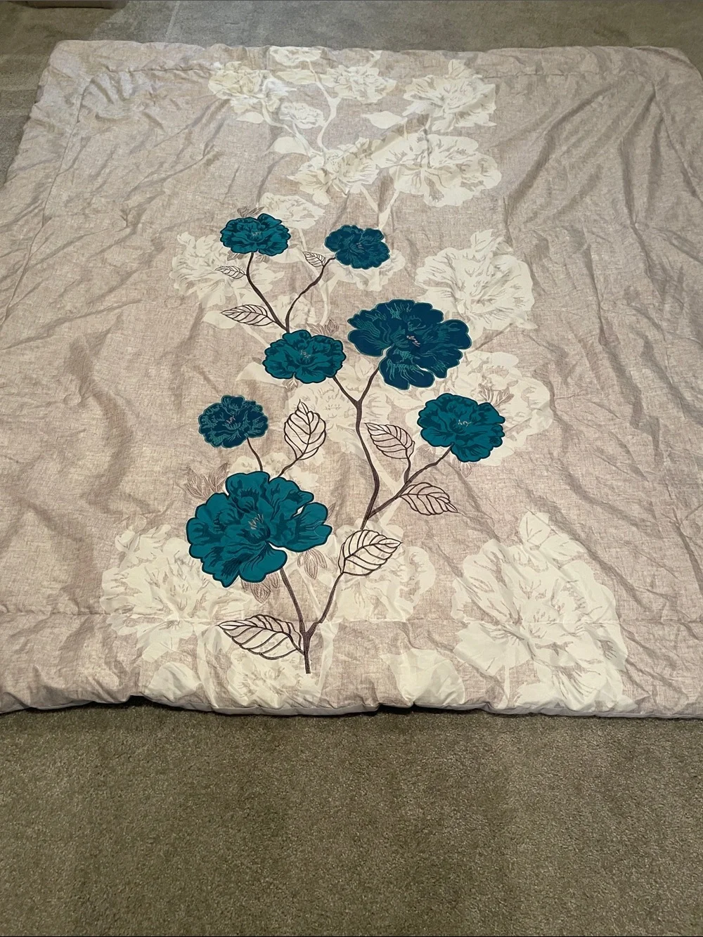 Teal Floral Comforter on Cream Background - Home Bedding
