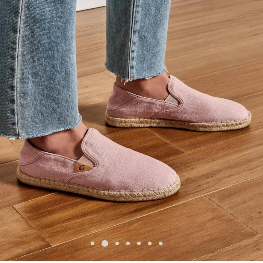 OluKai Ladies Size 6 Pink Kaula Pa’a  Kapa Loafers