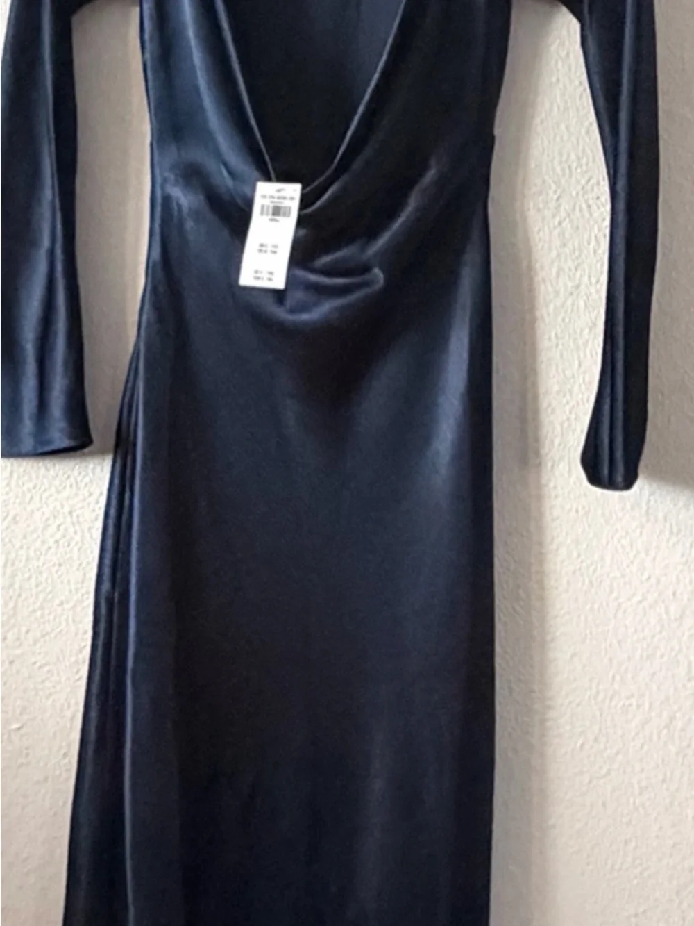 Abercrombie & Fitch sleek long