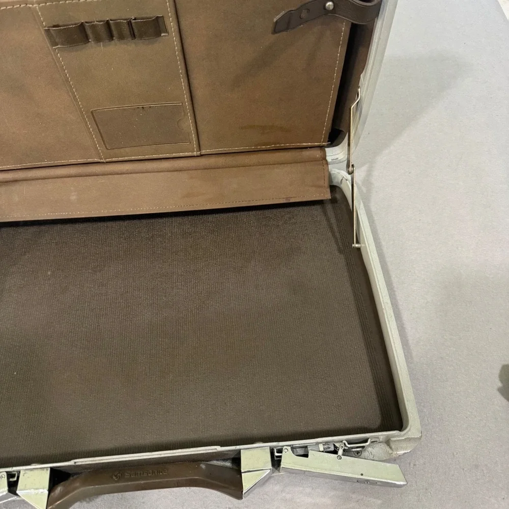Samsonite this item
