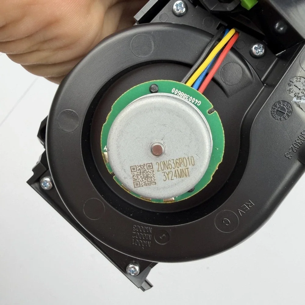 Irobot roomba vacuum