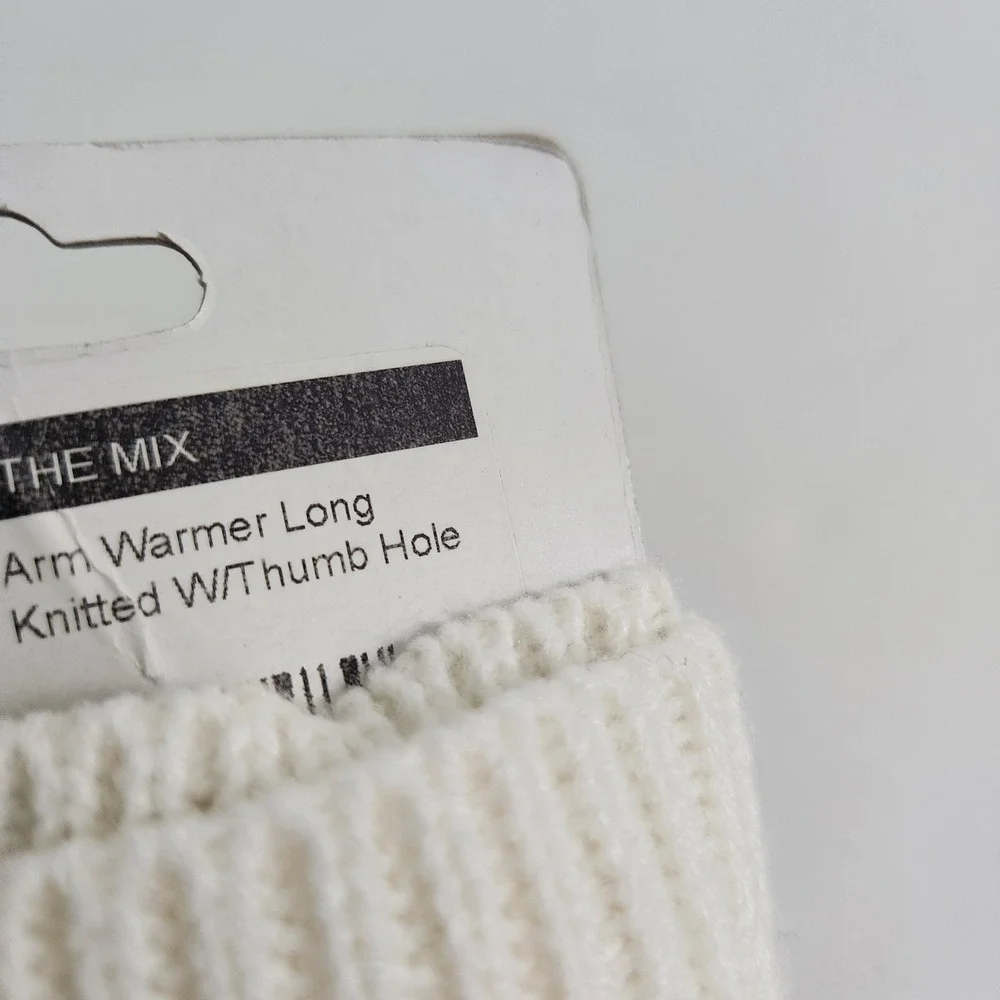 Cable Knit Long Arm Warmers‎ Fingerless Gloves Thumb Hole NEW