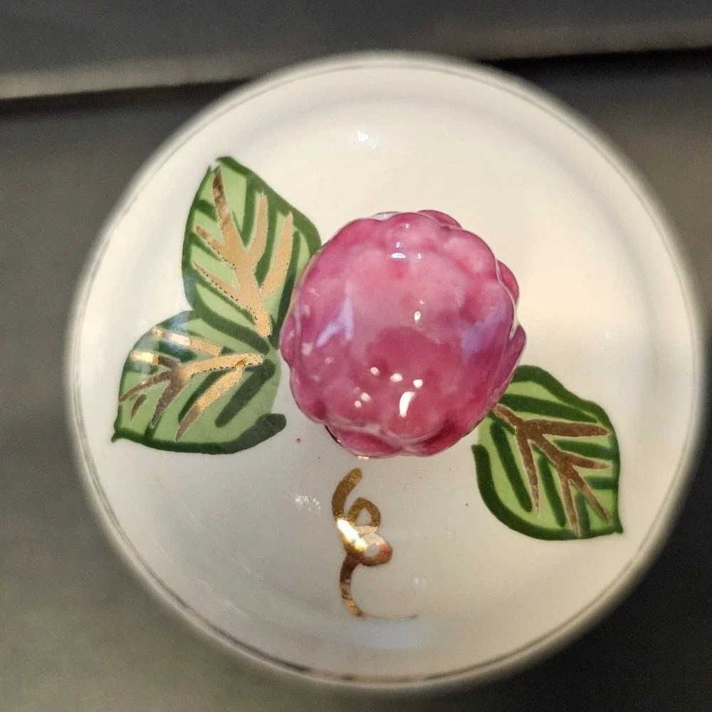 N/A vintage ceramic