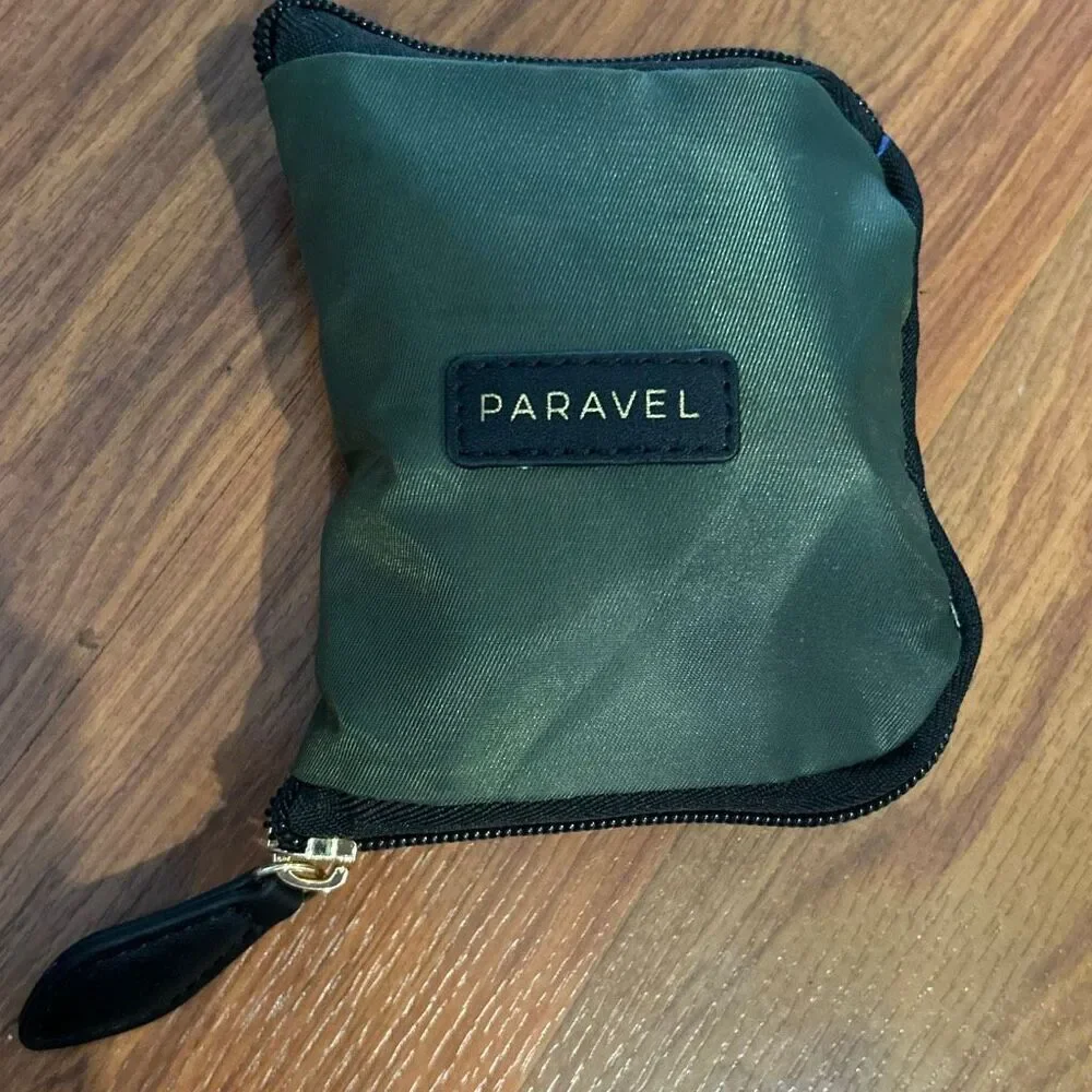 Paravel blade fold