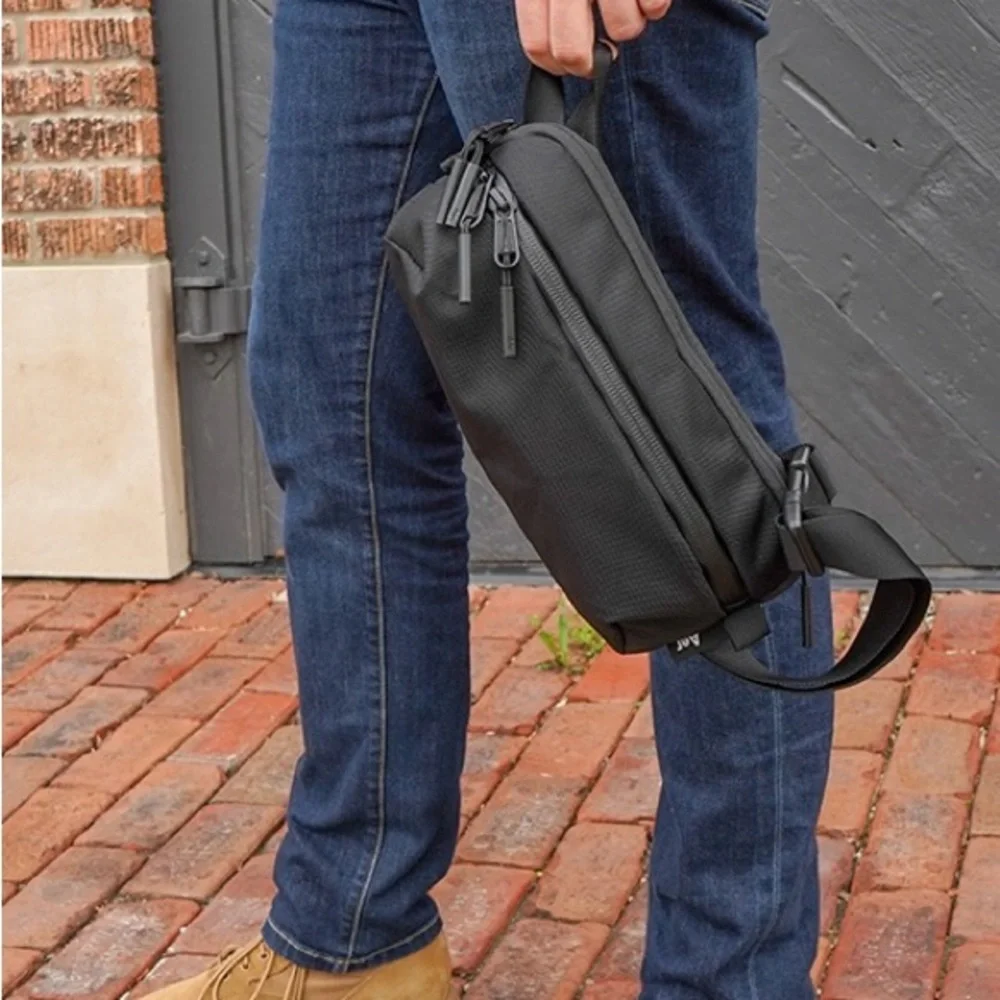 Aer Day Sling 2 Black Crossbody Bag