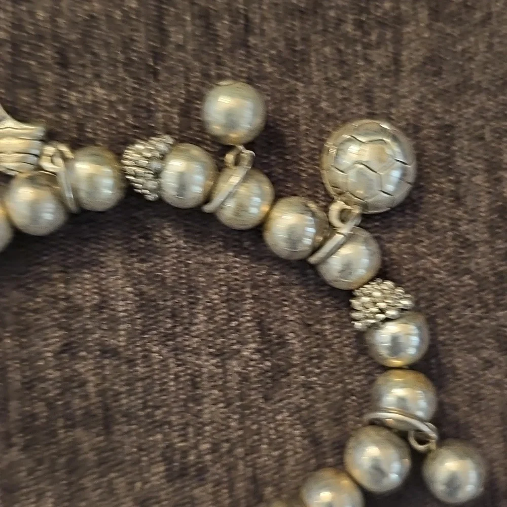 N/A stylish silver