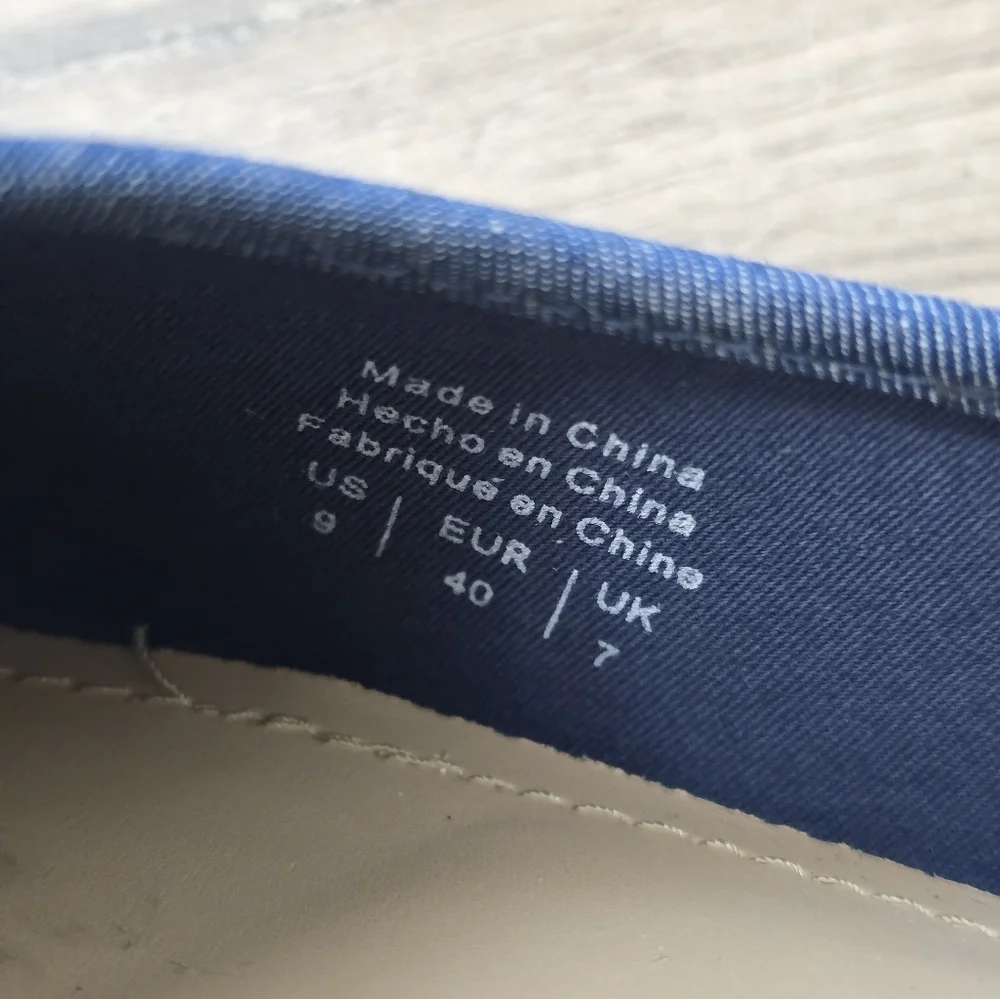 Draper James Lace Up Espadrilles Olivia Chambray NWOB Size 9