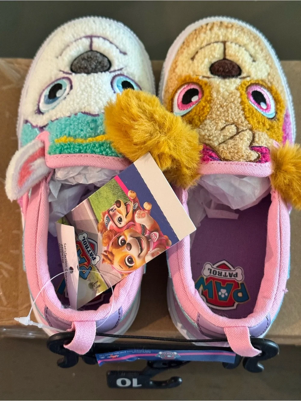 Paw Patrol adorable paw
