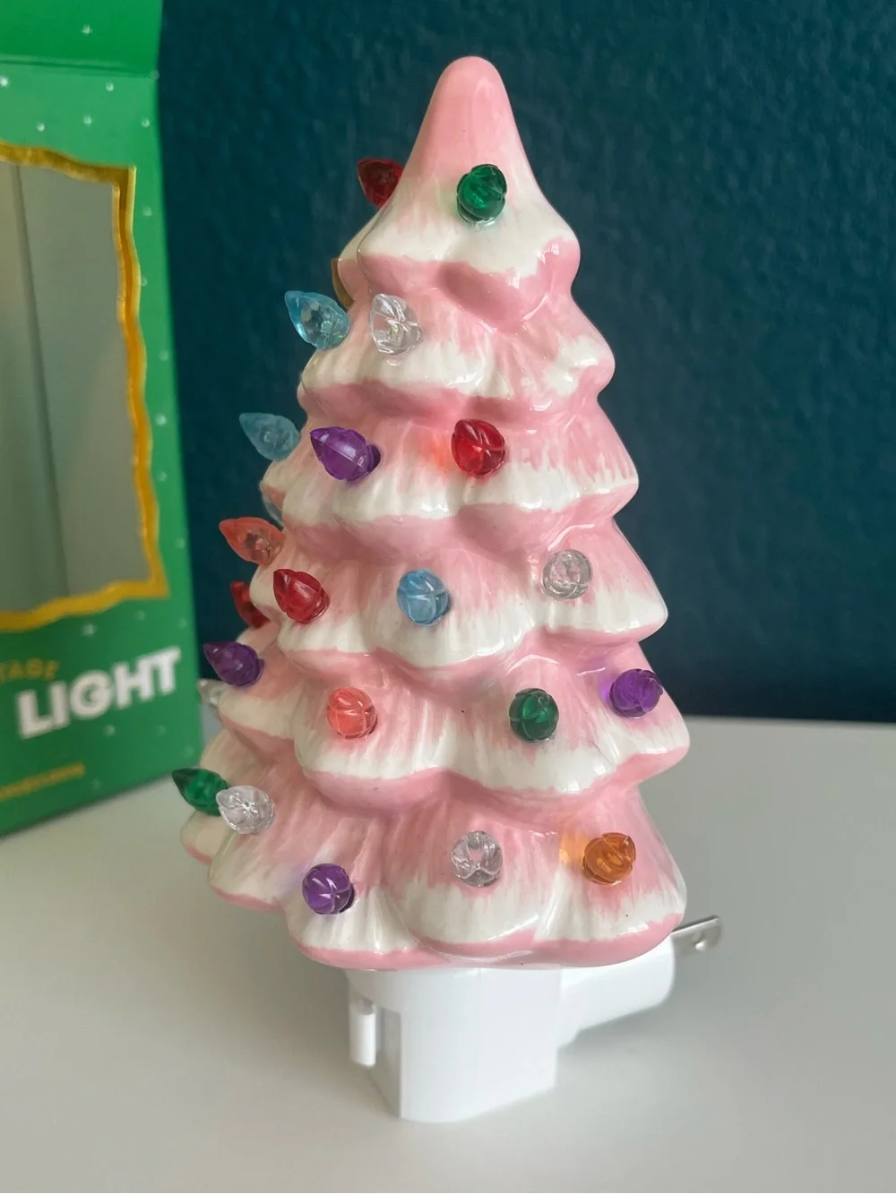 Merry Christmas broken small