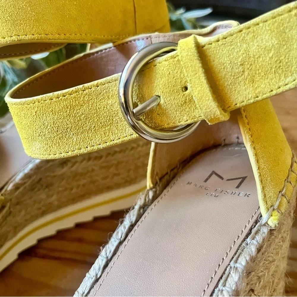 Marc Fisher never worn