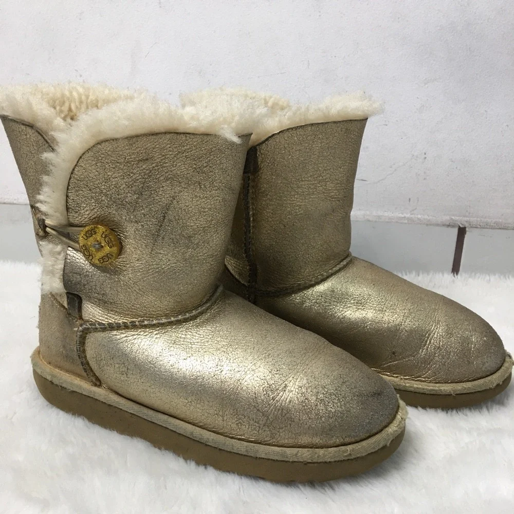 UGG pre owned