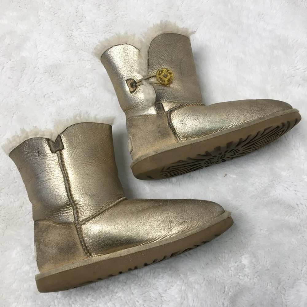 UGG pre owned
