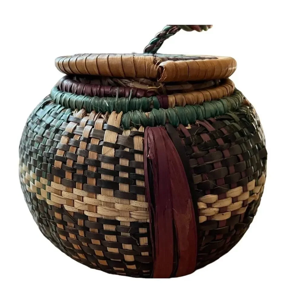 Hausa this unique