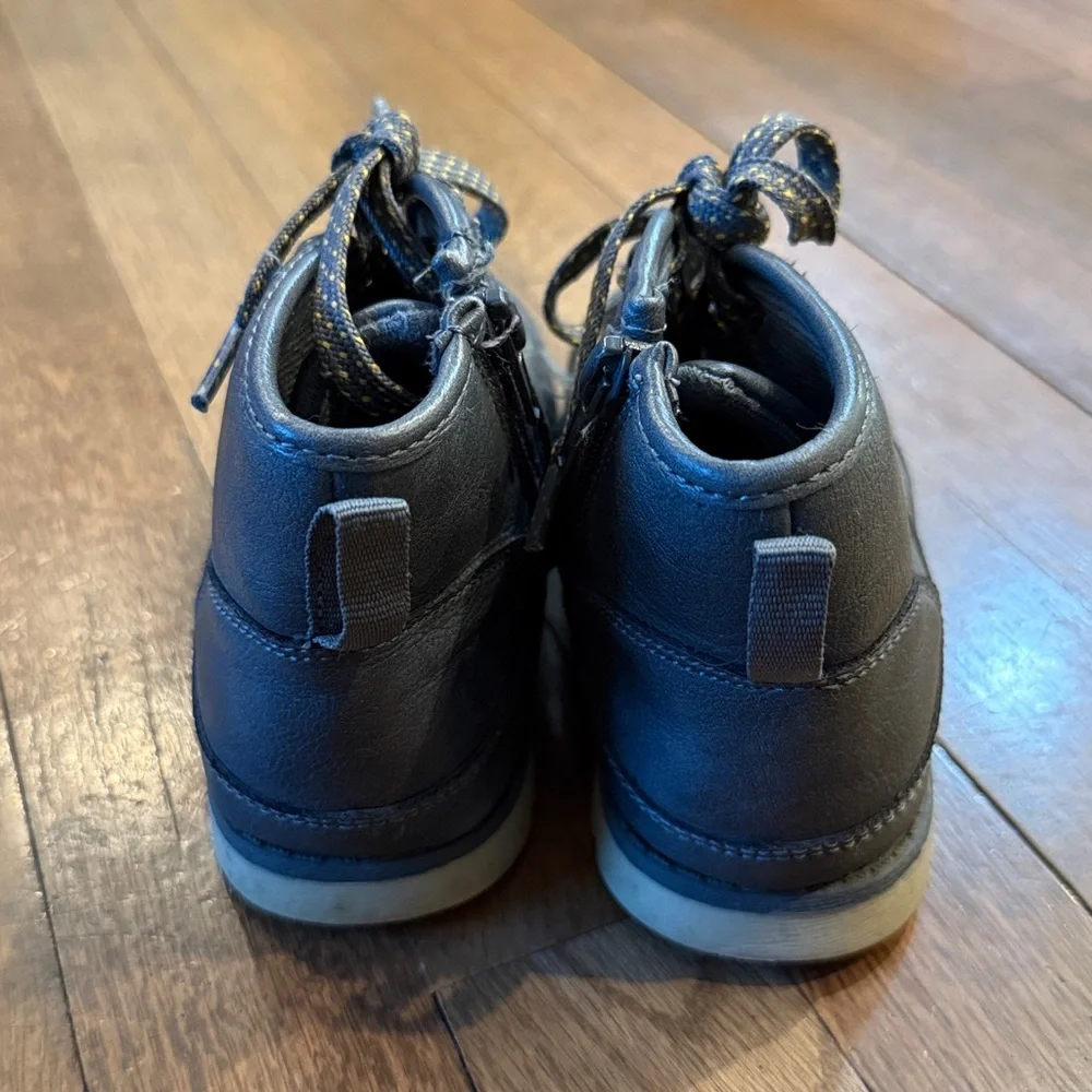 OshKosh B'gosh | Gray Chukka Boots for Toddler Boys