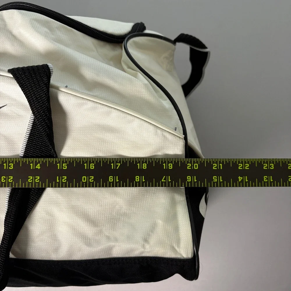 Nike duffel bag