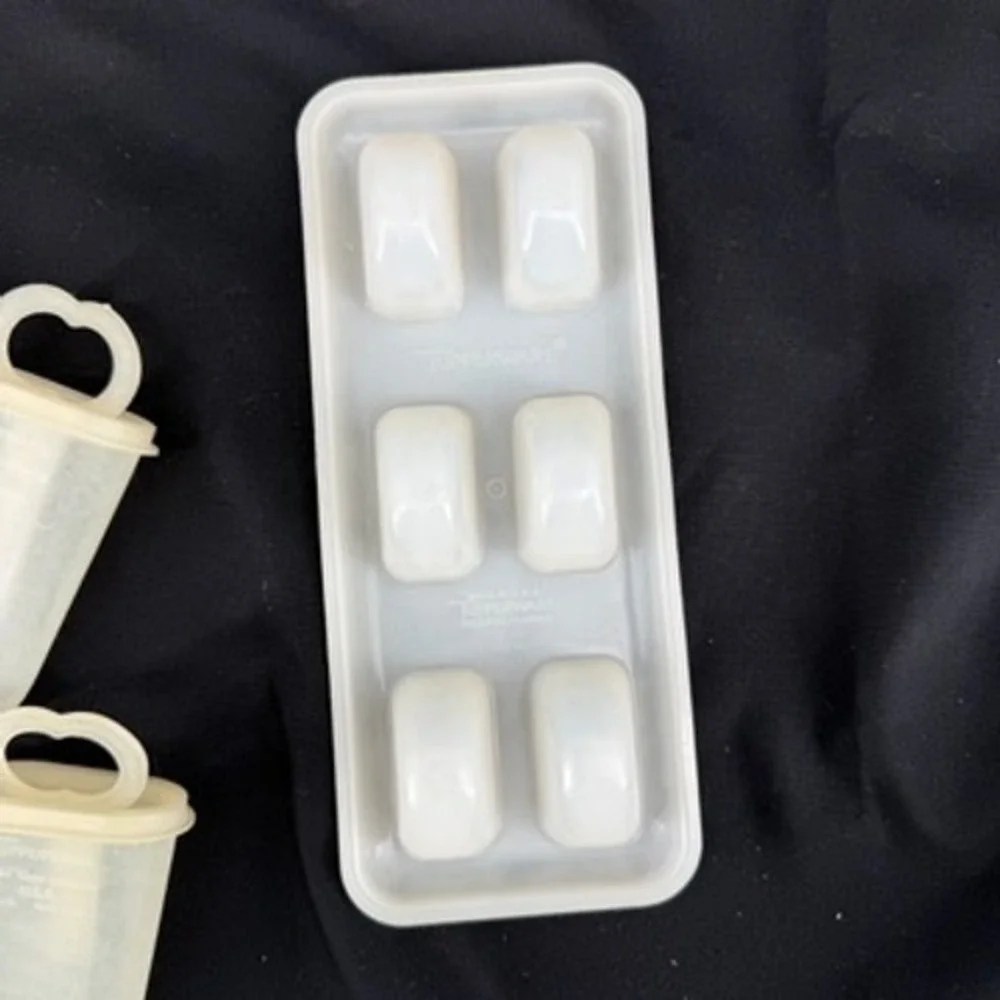 Tupperware vintage ice