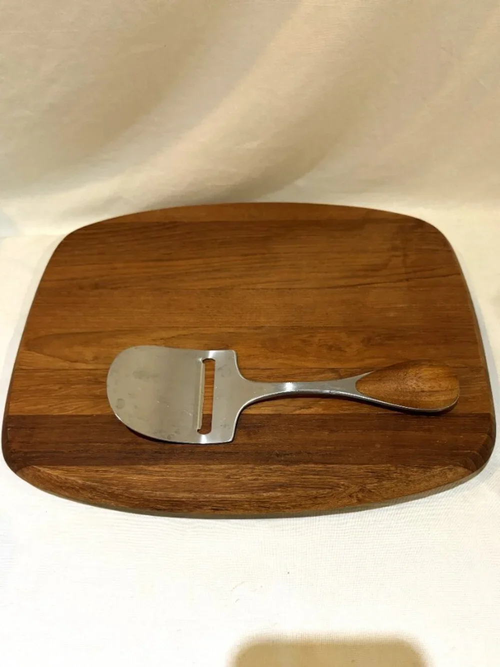VTG MCM Dansk Vivianna Torun Cheese Board Danmark & Cheese Slicer