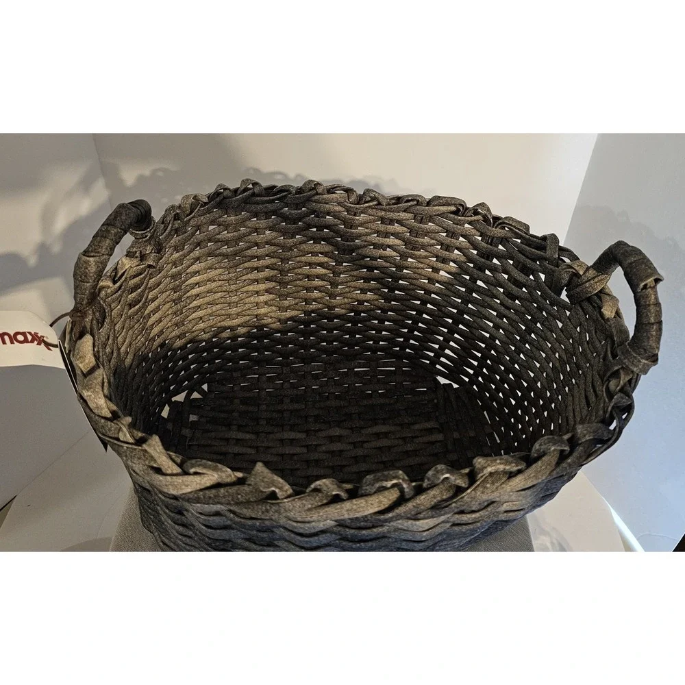 Broyhill woven brown