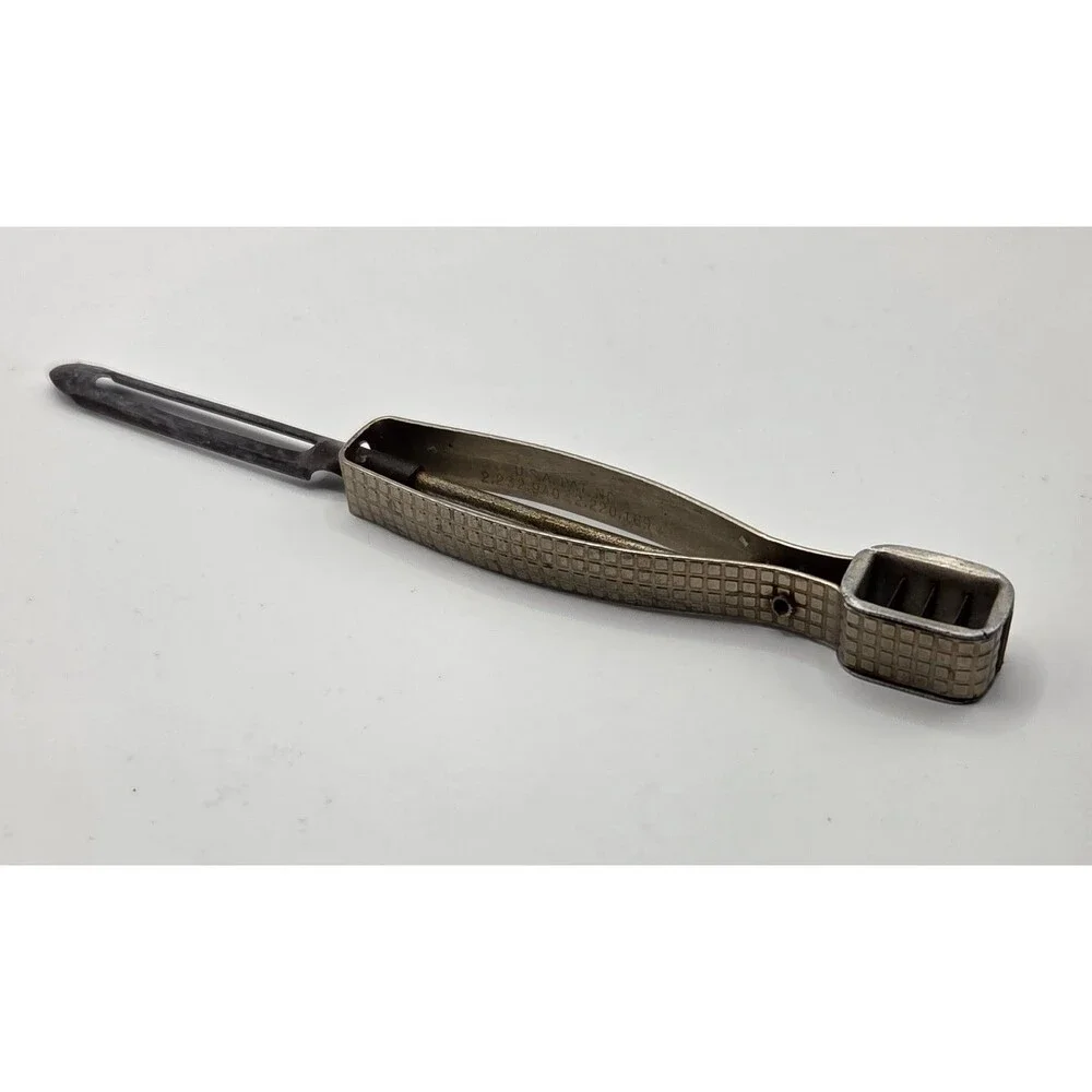 Vtg EKCO Nee Action Vegetable Peeler Bean Slicer Potato Eye Tool Slip Pruf