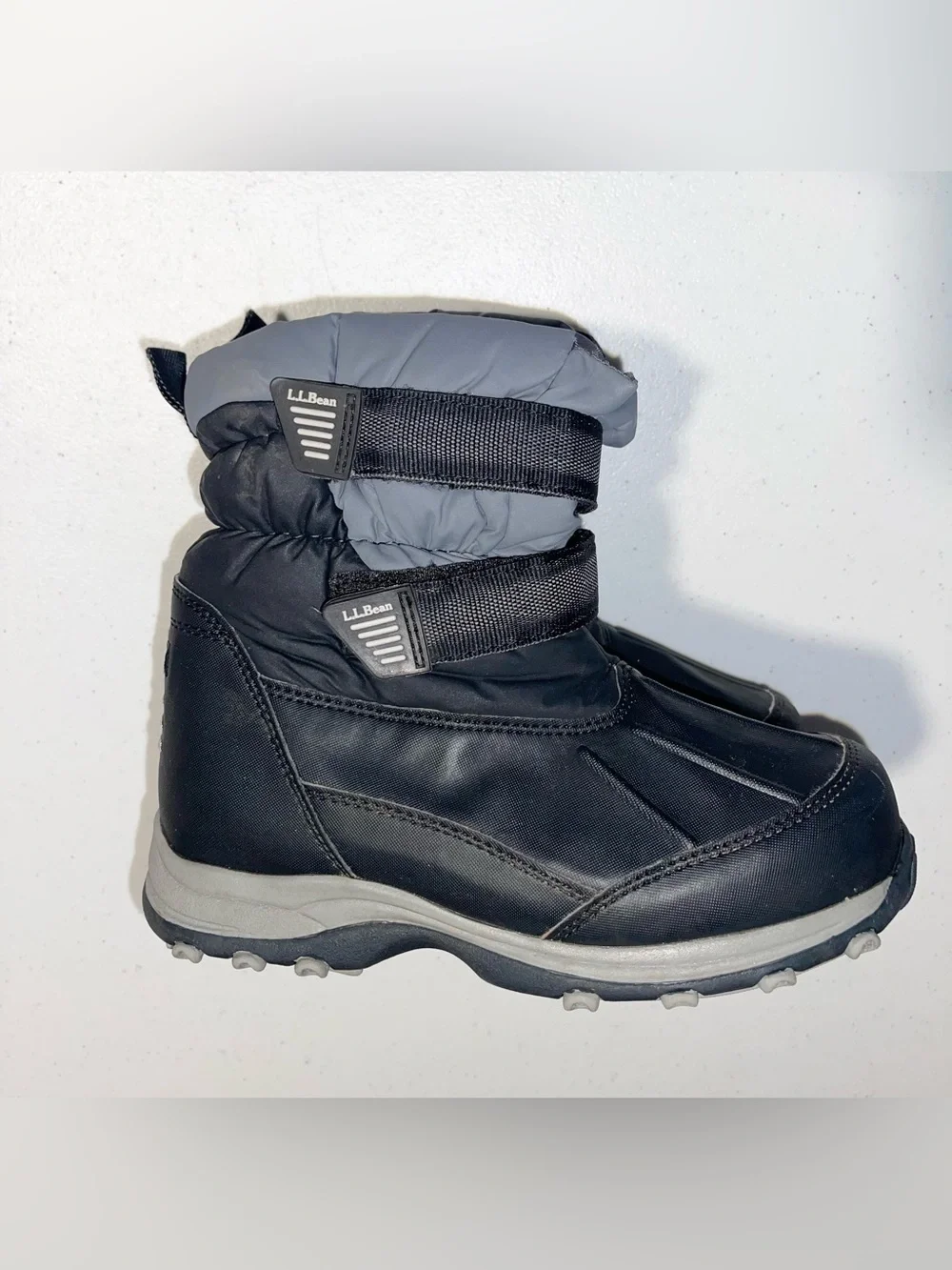 N/A off insulated gray