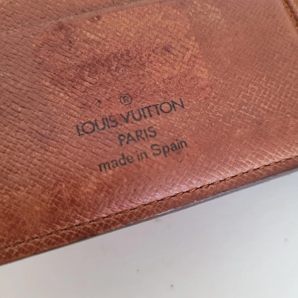 Louis Vuitton classic authentic