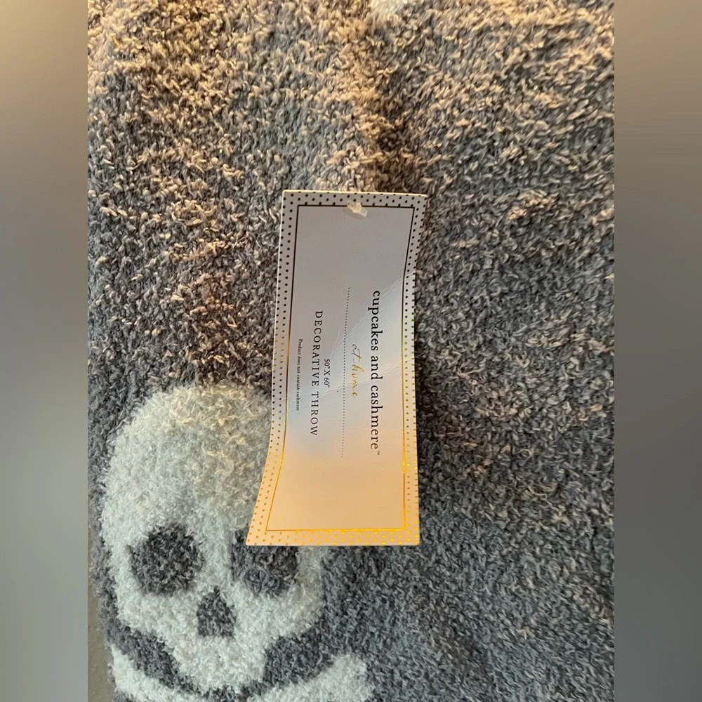 Tahari brand new