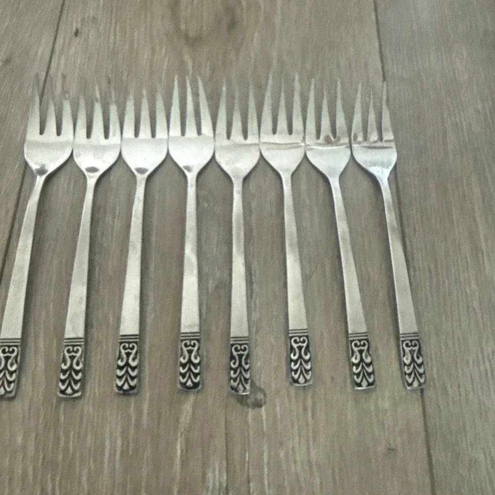 JH Carlyle stainless jh carlyle