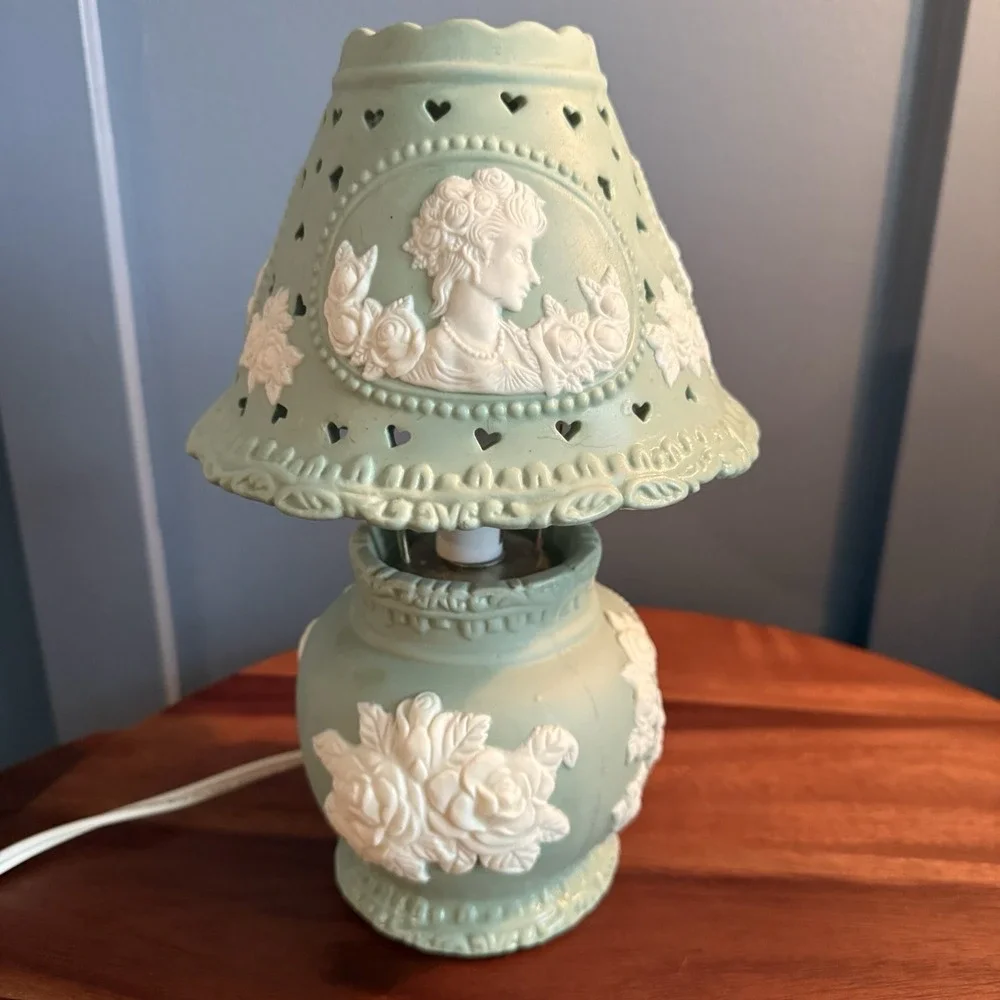 Crown Accent vintage jasperware