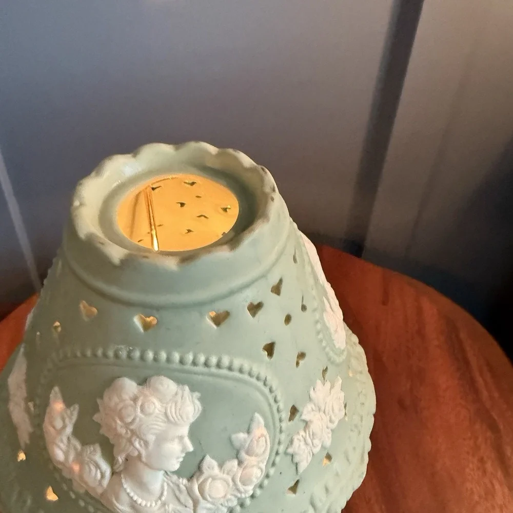 Crown Accent vintage jasperware