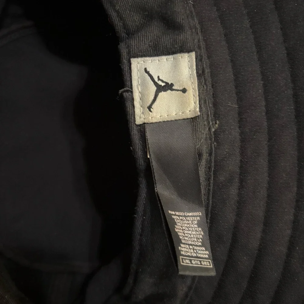 Jordan excellent y2k